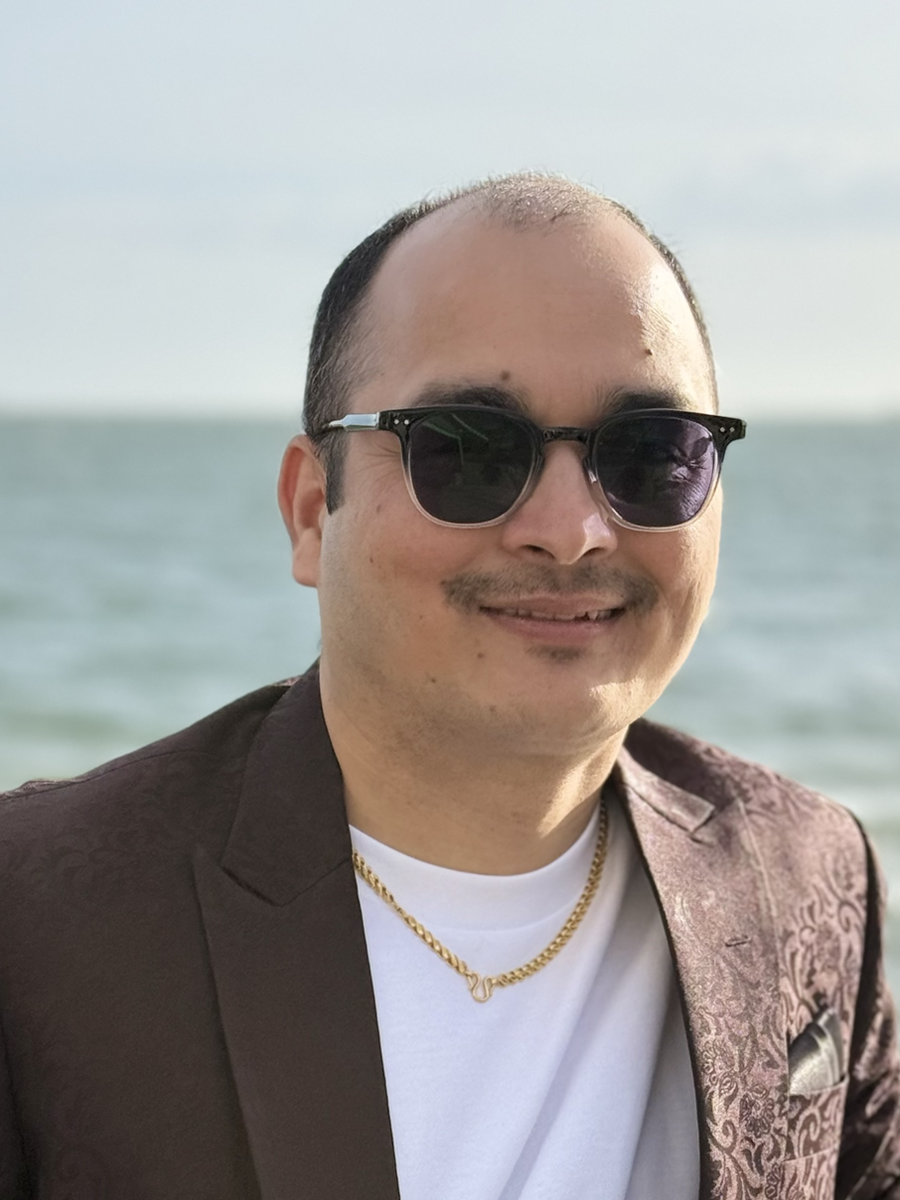 Alok, Founder of AARI GROUP